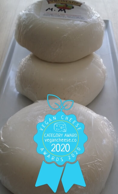 vromage mozzarella vegan cheese awards 2020