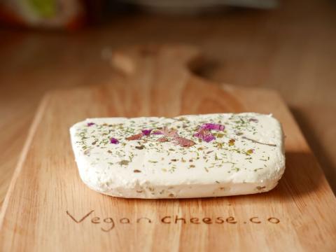 Vegan Cheese Review  of the Strictly Roots Betta Feta