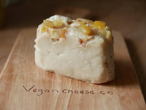 Pips Pear and Ginger Vegan Cheese