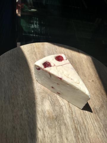Wandering Deli Cranberry Havarti-Homage Vegan Cheese