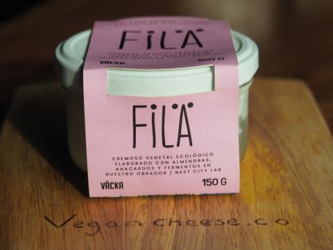 Vegan Cheese Review of Väcka Fila
