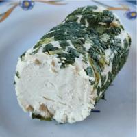 Catalyst Creamery Chive Roll Cultured Cashew Cheese